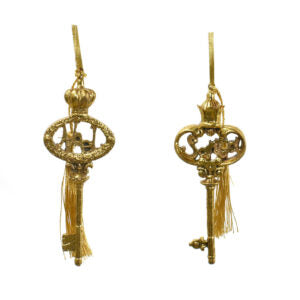 Enzo De Gasperi, decorazione chiave oro S da appendere, resina, h10 x d4 cm