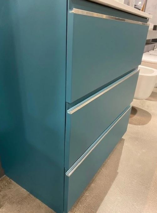Ideagroup, mobile lavabo a terra System laccato opaco blu rana con top + lavabo integrato in Mineralsolid bianco opaco L80 cm