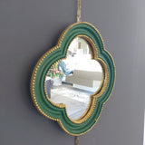 Enzo De Gasperi, specchio Flor, cornice in legno dipinto verde, d22 cm