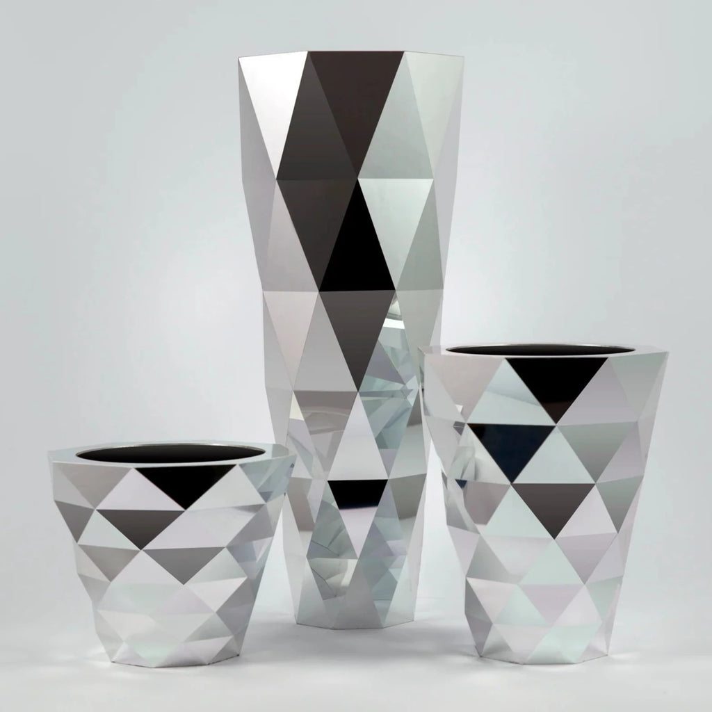 Cyrcus, set 3 vasi Frammenti, alluminio specchiato, designer Luca Dalla Villa