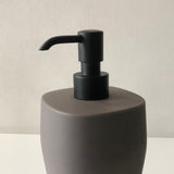 Geelli, Grace in dove gray gel dispenser with chromed pump, 500 ml, Monica Graffeo, GGR-DIS-C20