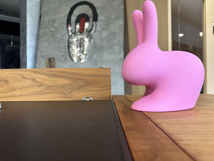 Qeeboo, Rabbit XS Doorstopper Bright Pink