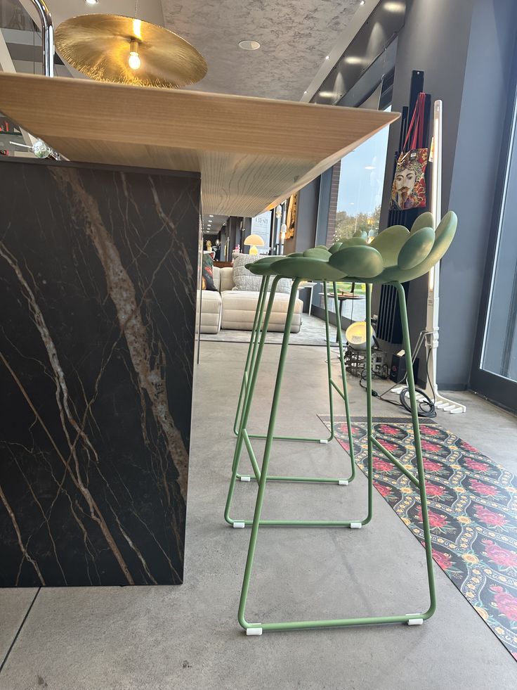 Qeeboo, sgabello Filicudi Verde