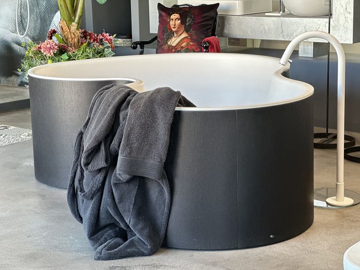 Agape, Vasca DR S. Surface bianco con esterno rovere wengè nero, 1821x1307xh565 cm