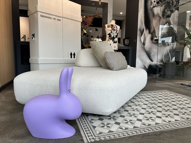 Qeeboo, sedia Rabbit per bambini Violet