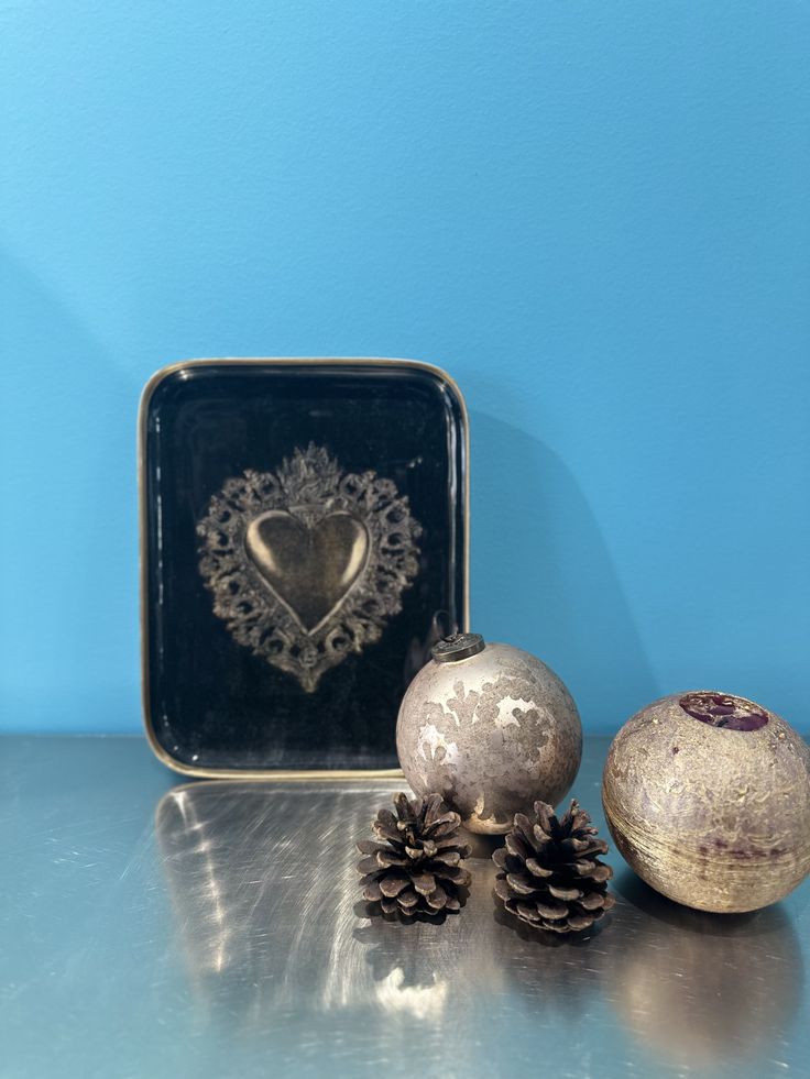 Boncoeurs, Piatto medio con cuore di Maria