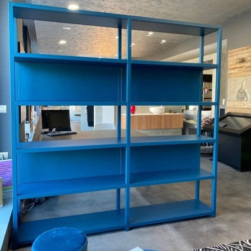 Fantin, libreria Frame, metallo goffrato blu oceano, h210xl212xp36 cm