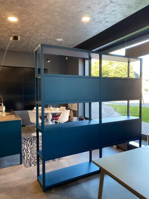 Fantin, libreria Frame, metallo goffrato blu oceano, h210xl212xp36 cm