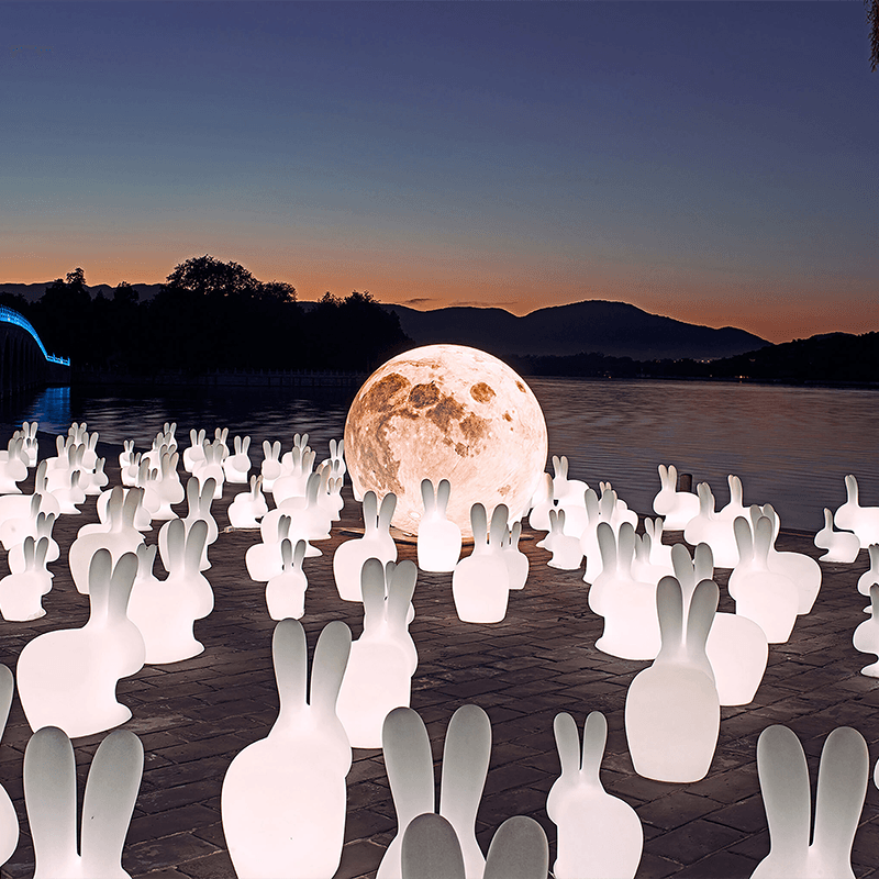 Qeeboo, Rabbit XS Led Bianco, il coniglio che si illumina!