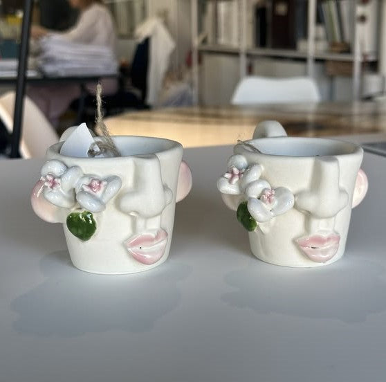 Patrizia Italiano, tazzina da caffè Capperina piccola fatto a mano in ceramica