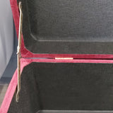 Enzo De Gasperi, pouf rettangolare contenitore in velluto magenta burgundy e gambe in ottone, h45 x 90 x 40 cm