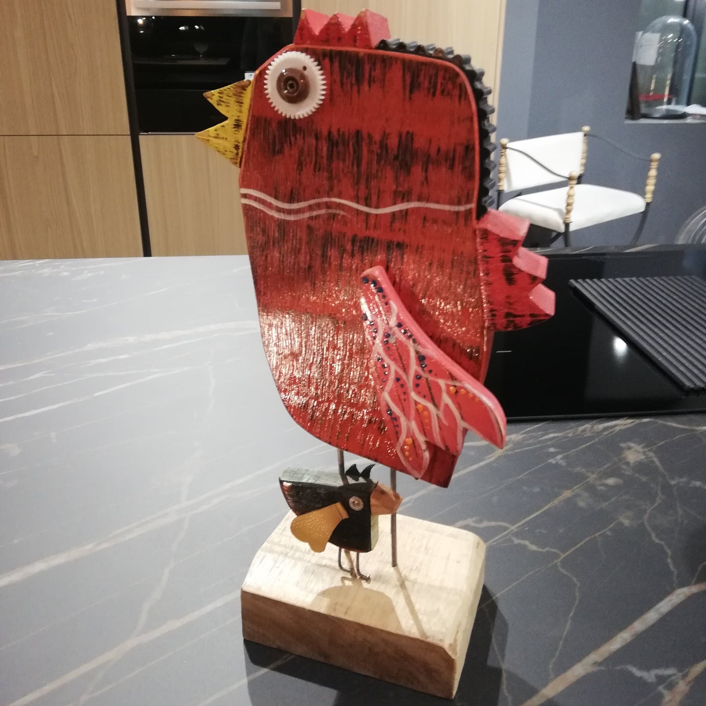 Artestò, Hen with Chick, wood and scrap mechanical parts, 40x20x5 cm