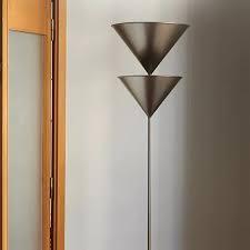 Oluce, Lampada da terra Pascal, metallo alluminio bronzo, h200xd35 cm, Vico Magistretti