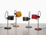 Oluce, Lampada da tavolo Mini Coupè, designer Joe Colombo, h34x d15 cm, metallo e alluminio Rosso scarlet, 2201