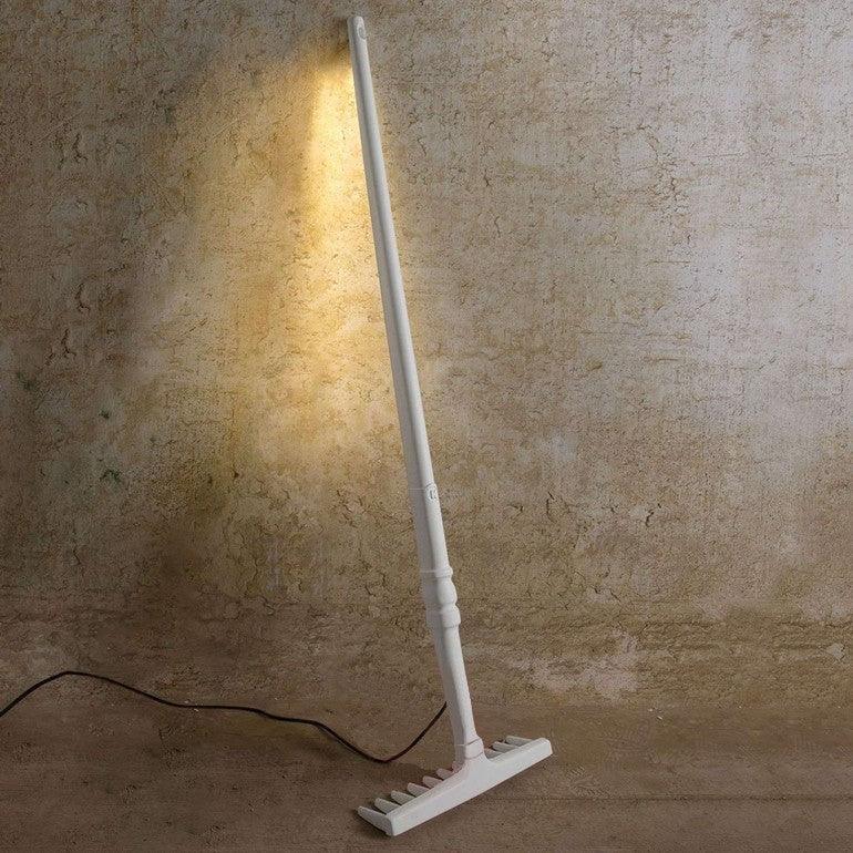 Karman, Lampada d'appoggio rastrello, collezione TOBIA, Matteo Ugolini, HP145 3R EXT